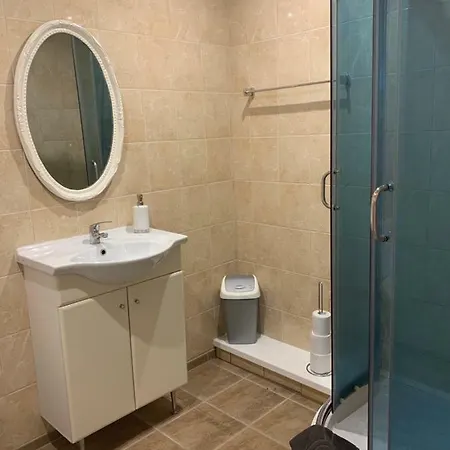 Rocca Apartman *